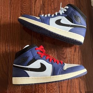Jordan 1 mid navy and red